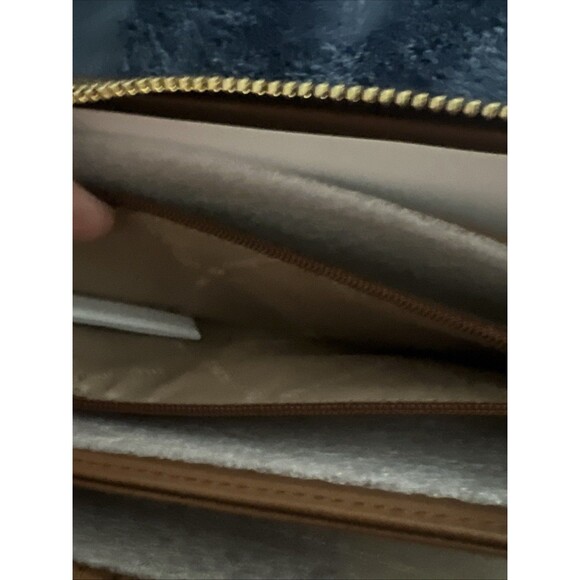 Michael Kors Jet Set Travel Large Zip Around Signature Leather Brown MK Wallet - Picture 13 of 14